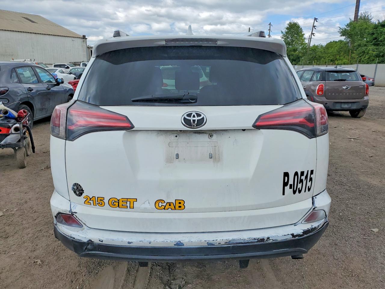 2018 TOYOTA RAV4 LE