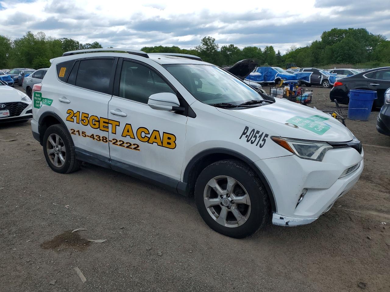 2018 TOYOTA RAV4 LE