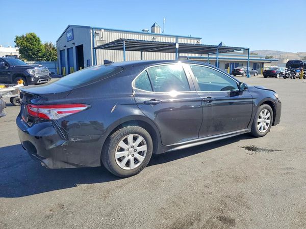 2020 TOYOTA CAMRY