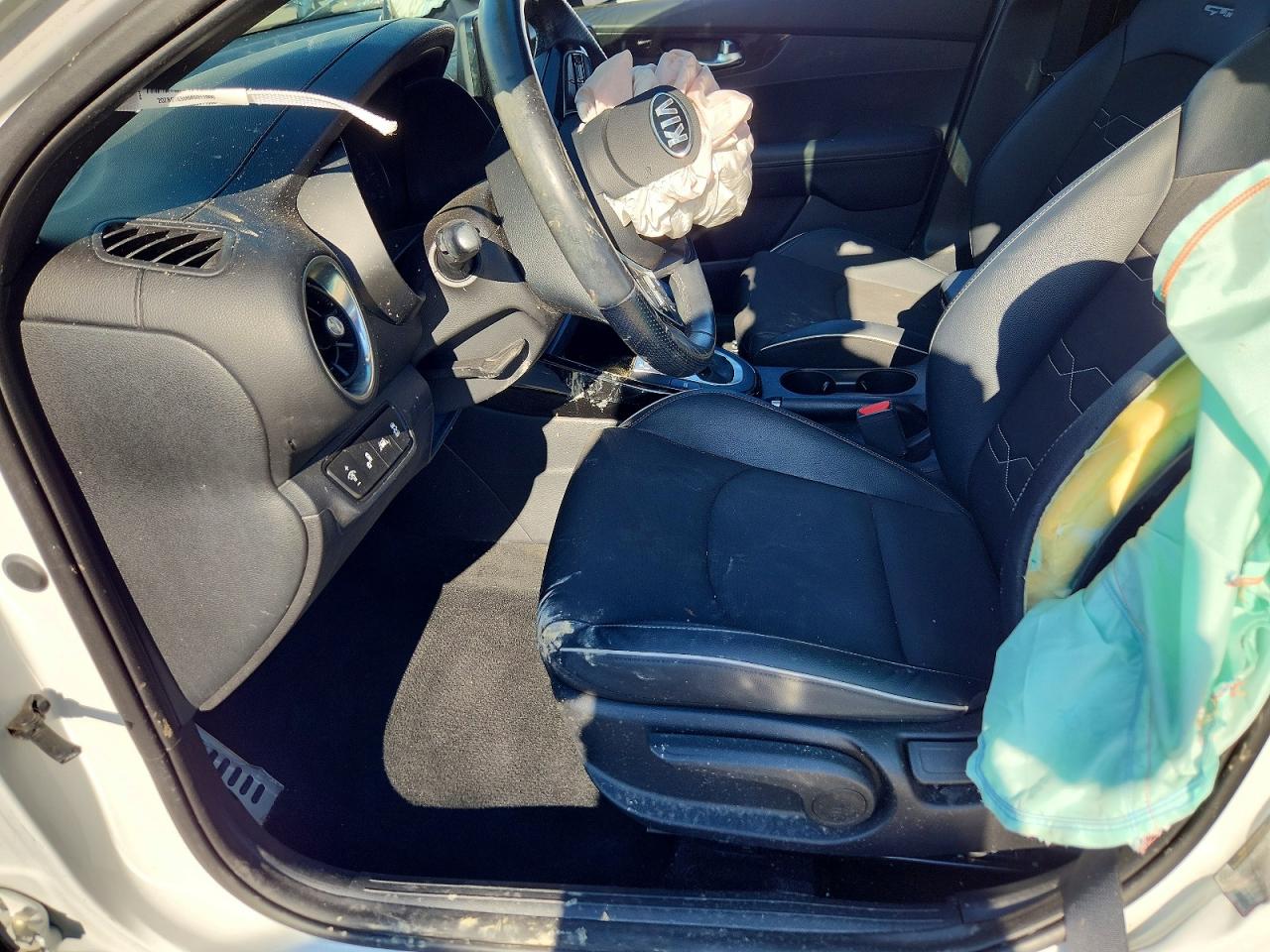 2021 KIA FORTE GT Line