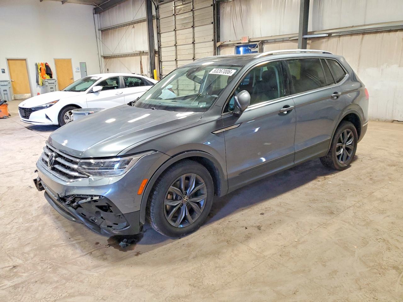 2022 VOLKSWAGEN TIGUAN 4Motion SE