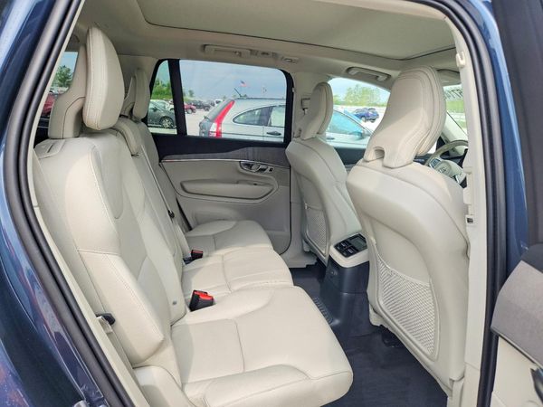 2025 VOLVO XC90 Plus Bright