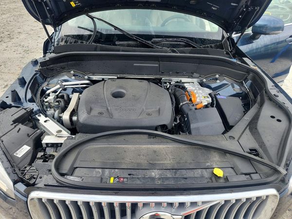 2025 VOLVO XC90 Plus Bright
