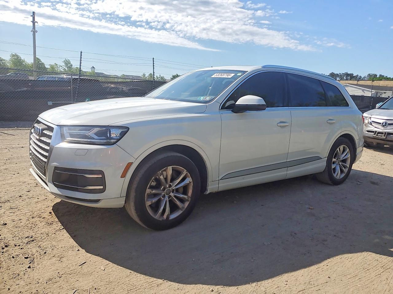 2017 AUDI Q7 quattro Premium