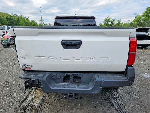 2025 TOYOTA TACOMA