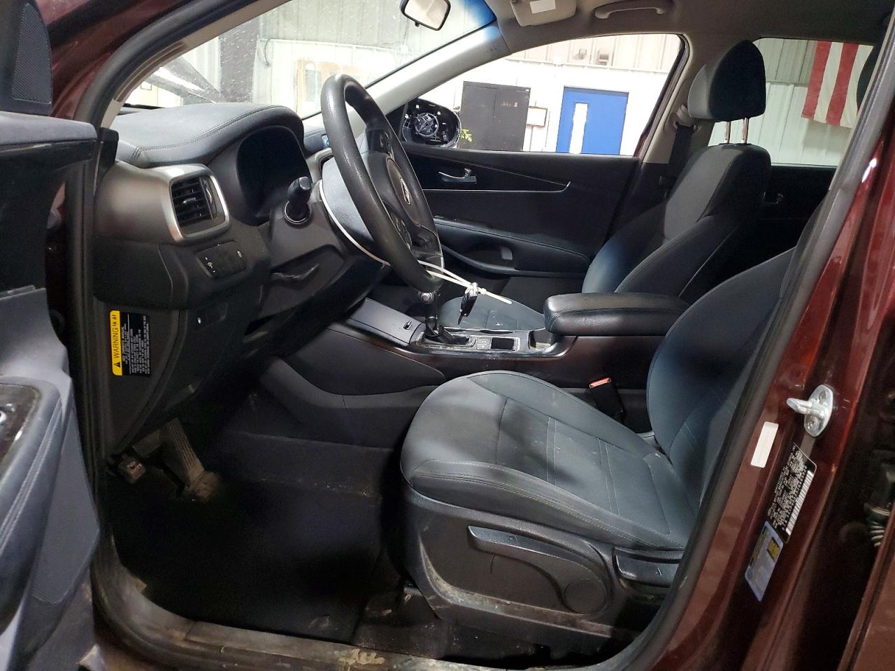 2018 KIA SORENTO L, LX