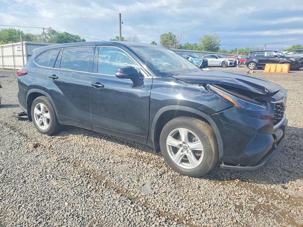 2022 TOYOTA HIGHLANDER
