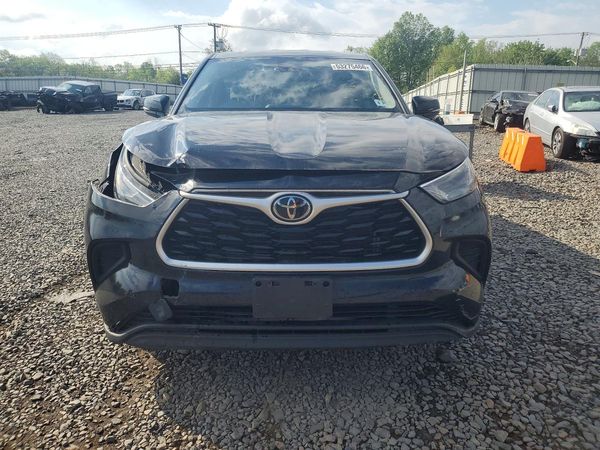 2022 TOYOTA HIGHLANDER