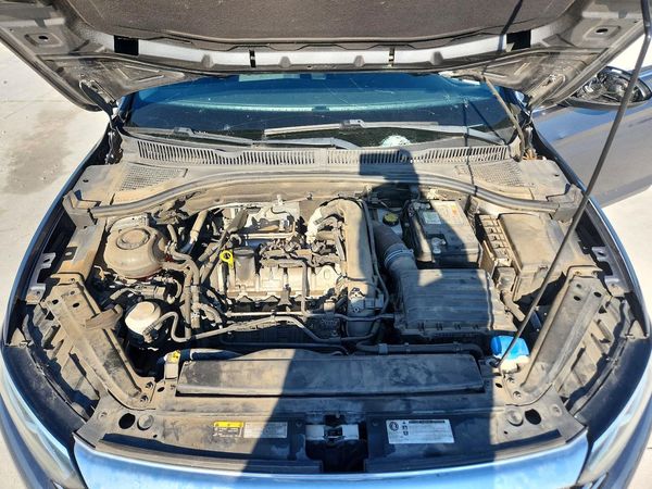 2019 VOLKSWAGEN JETTA S, SE, R-Line