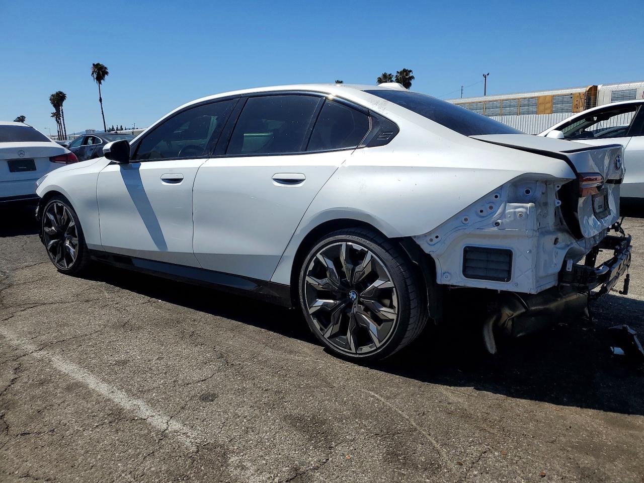 2025 BMW 530