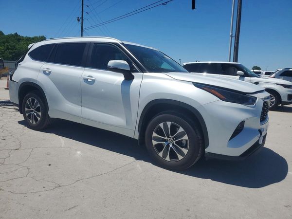 2026 TOYOTA HIGHLANDER
