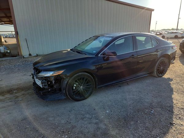2024 TOYOTA CAMRY