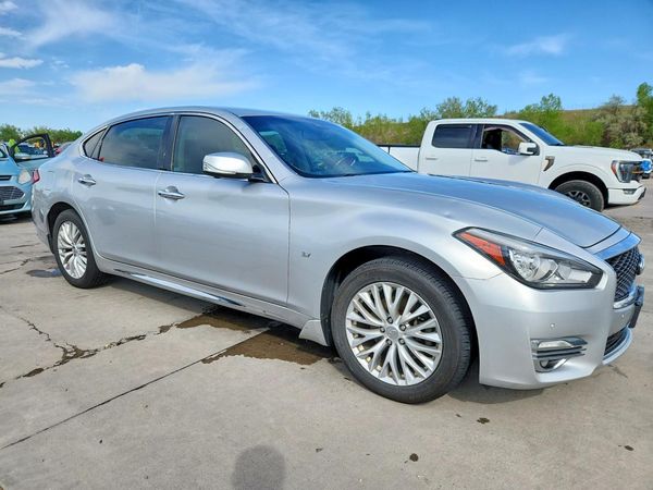 2016 INFINITI Q70L