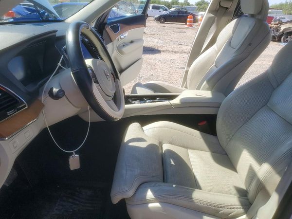 2018 VOLVO XC90 Inscription