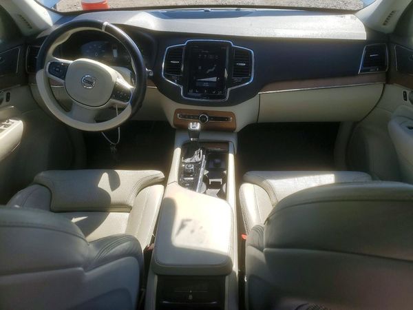 2018 VOLVO XC90 Inscription
