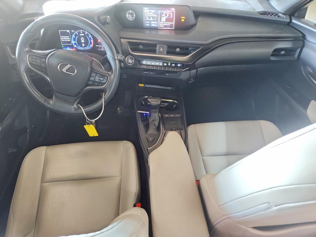 2021 LEXUS UX 200 Base