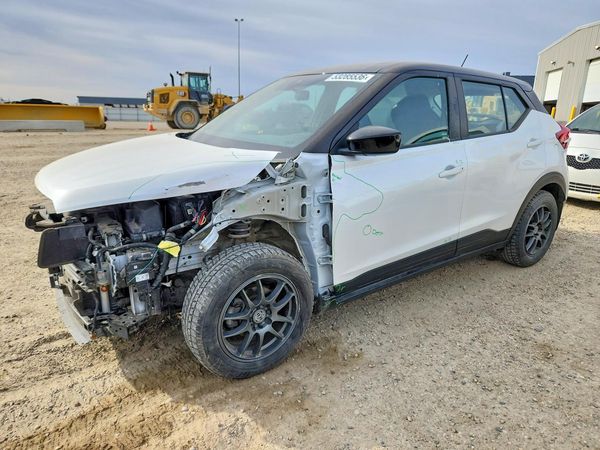 2020 NISSAN KICKS