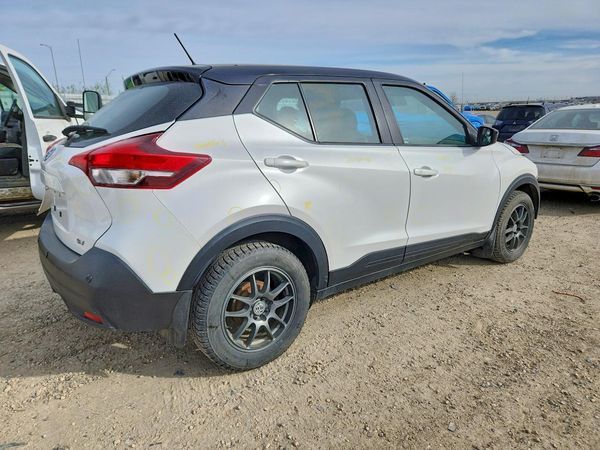 2020 NISSAN KICKS