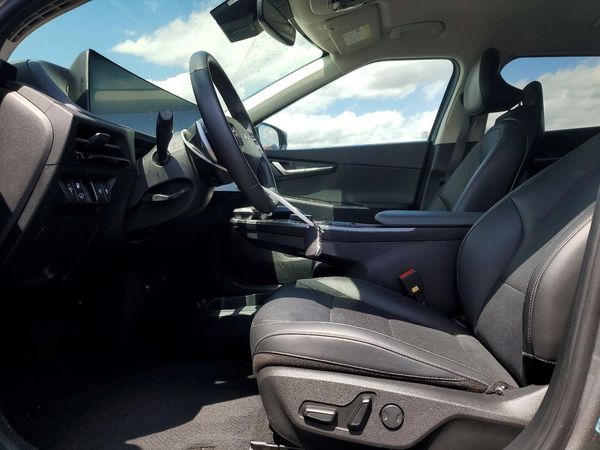 2024 KIA EV6 Light, Wind