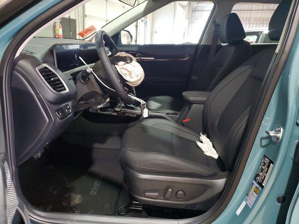 2026 KIA SELTOS EX