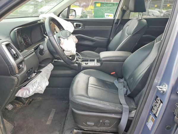 2023 KIA SORENTO S