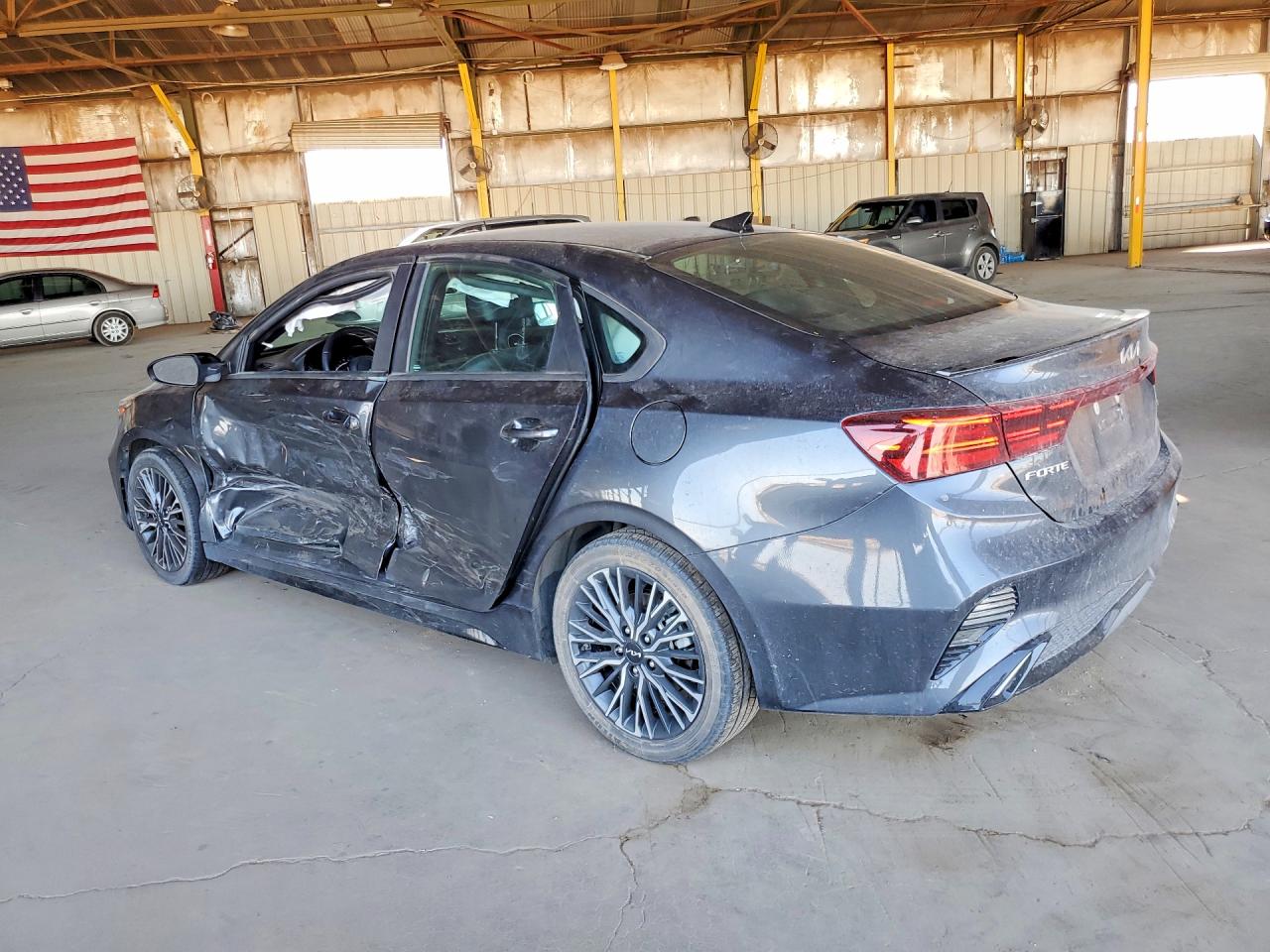 2024 KIA FORTE GT Line