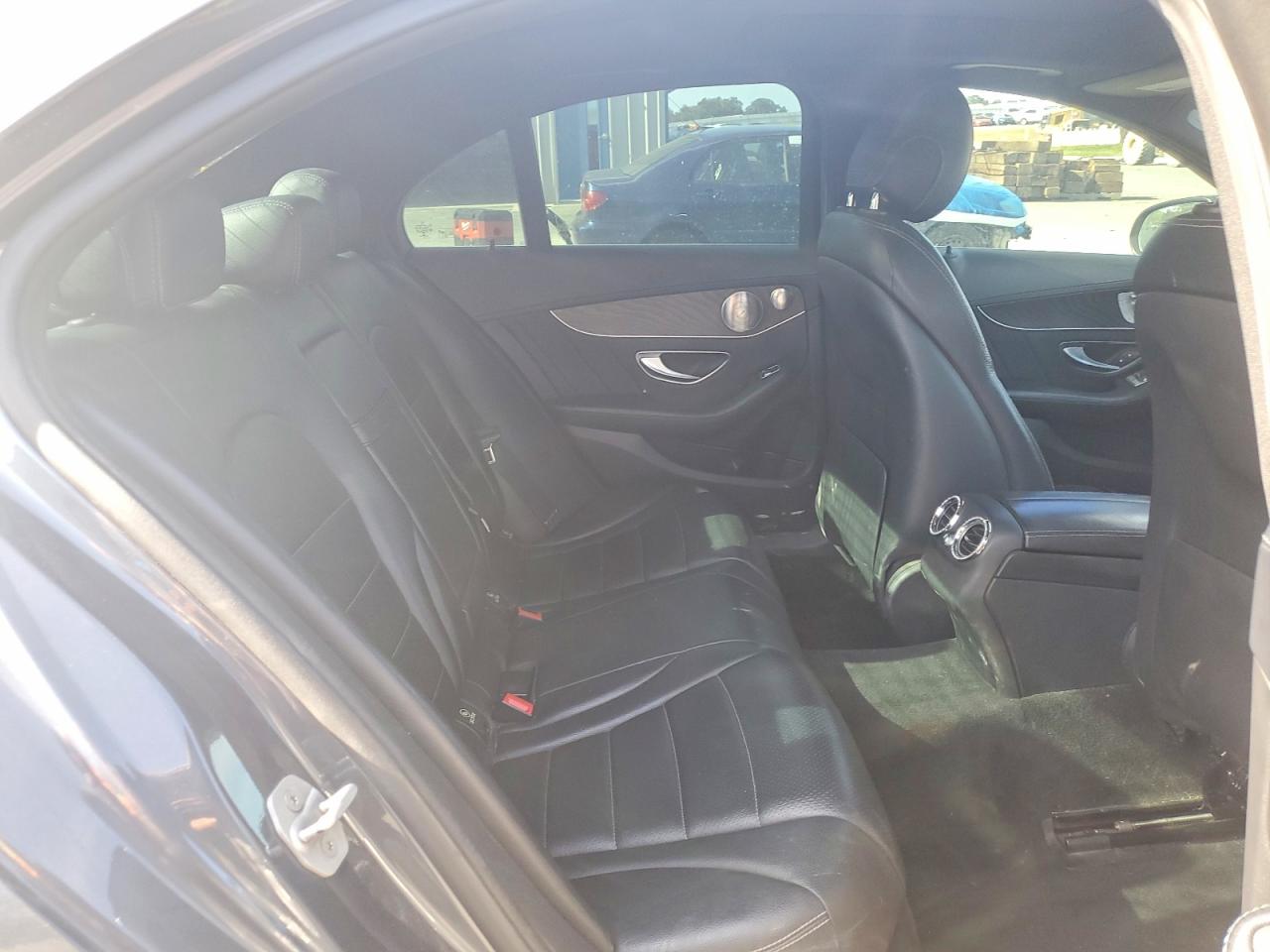 2016 MERCEDES-BENZ C C300