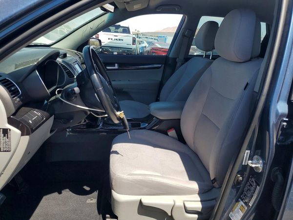 2015 KIA SORENTO