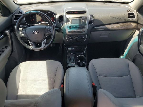 2015 KIA SORENTO