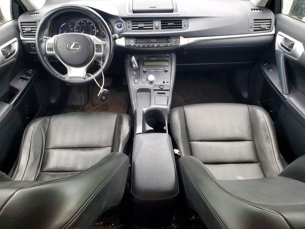 2012 LEXUS CT 200h