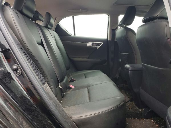 2012 LEXUS CT 200h