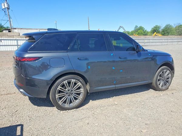 2024 LAND ROVER RANGE ROVER SPORT P360 SE