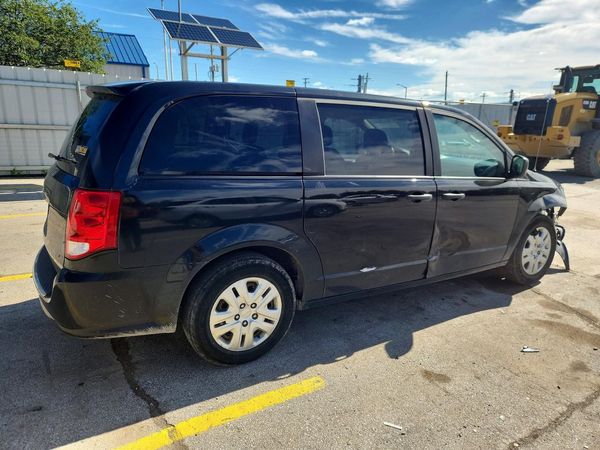2019 DODGE GRAND CARAVAN SE
