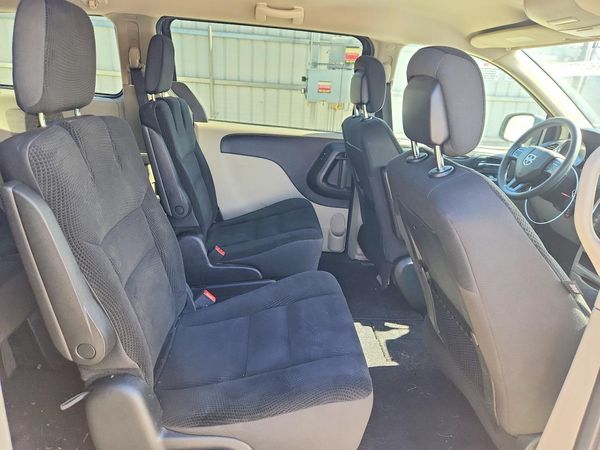2019 DODGE GRAND CARAVAN SE