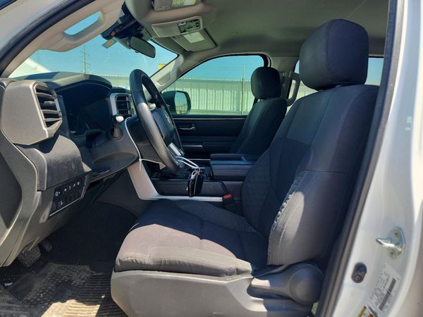2023 TOYOTA TUNDRA SR5