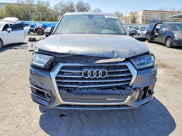 2017 AUDI Q7 quattro Premium Plus