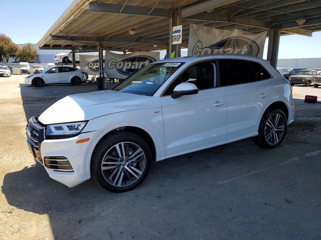 2020 AUDI Q5 E quattro Premium Plus