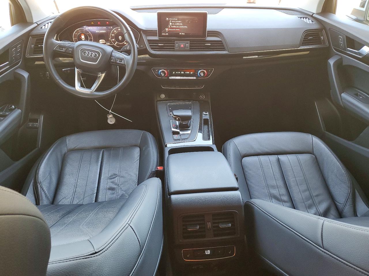 2020 AUDI Q5 E quattro Premium Plus