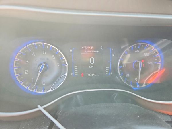 2020 CHRYSLER VOYAGER LXI