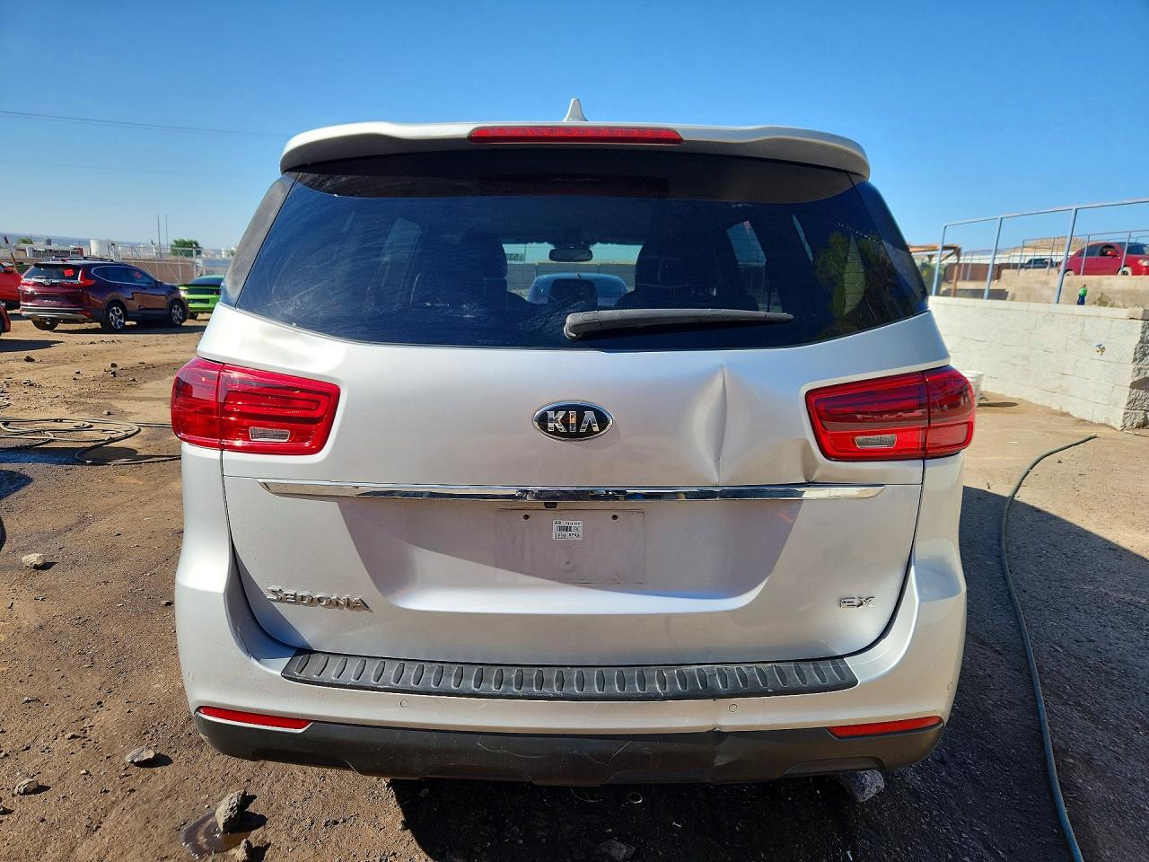 2021 KIA SEDONA LX, EX