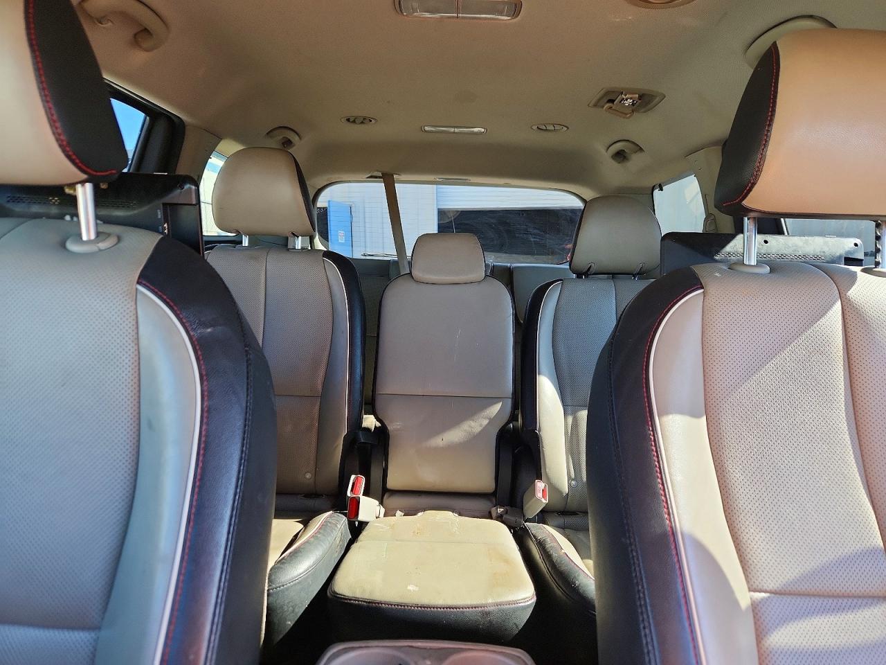 2021 KIA SEDONA LX, EX