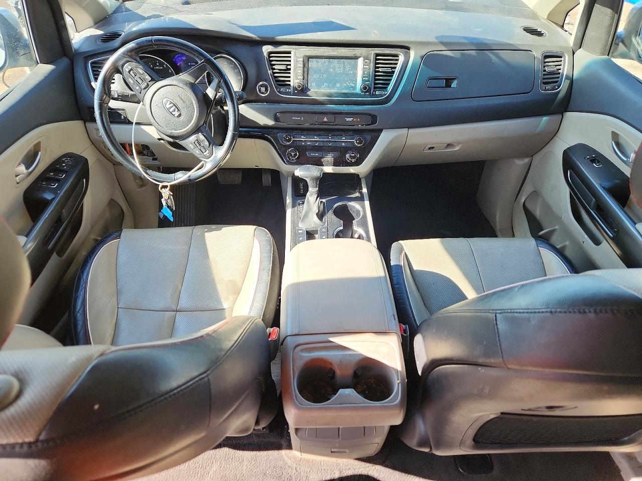 2021 KIA SEDONA LX, EX