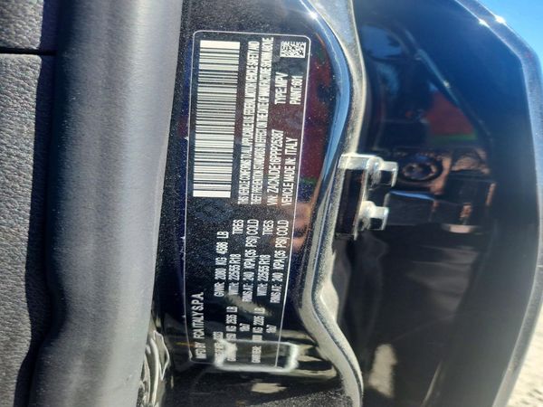 2023 JEEP RENEGADE LATITUDE 4X4
