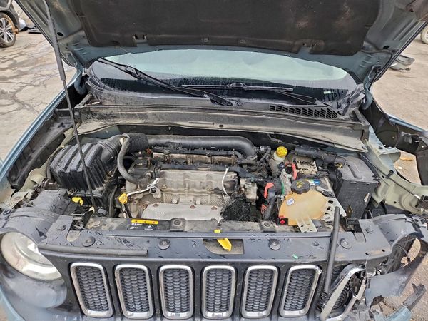 2017 JEEP RENEGADE LATITUDE 4X4