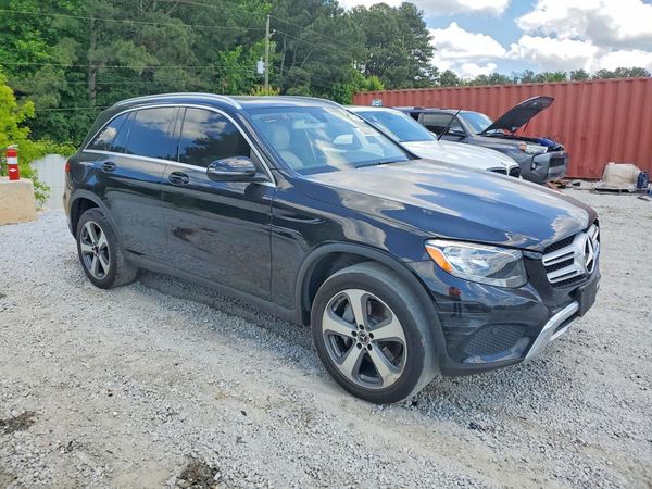2019 MERCEDES-BENZ GLC GLC300
