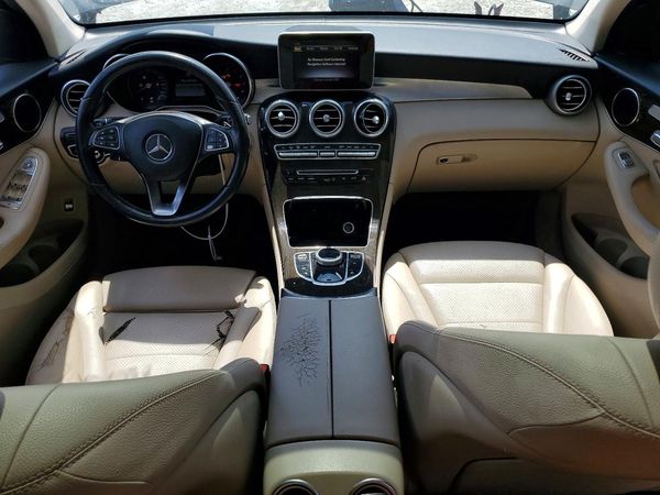 2019 MERCEDES-BENZ GLC GLC300