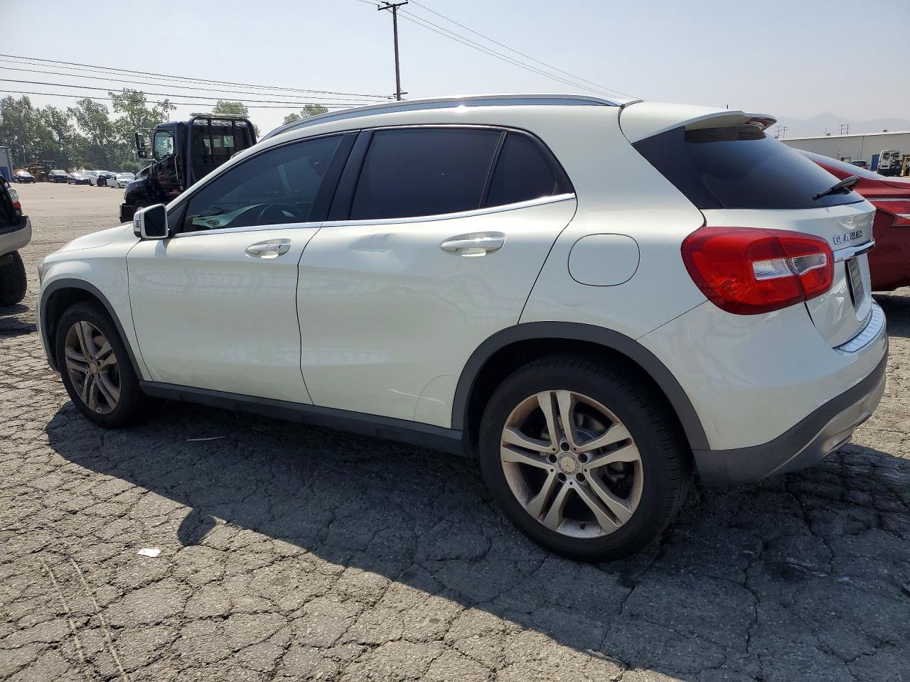 2017 MERCEDES-BENZ GLA GLA250