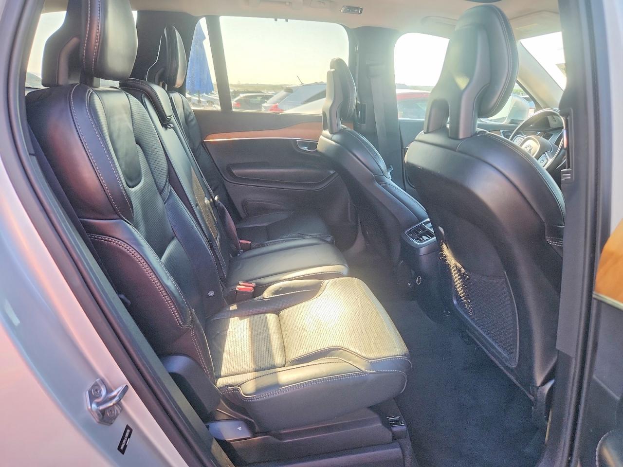 2018 VOLVO XC90 Inscription