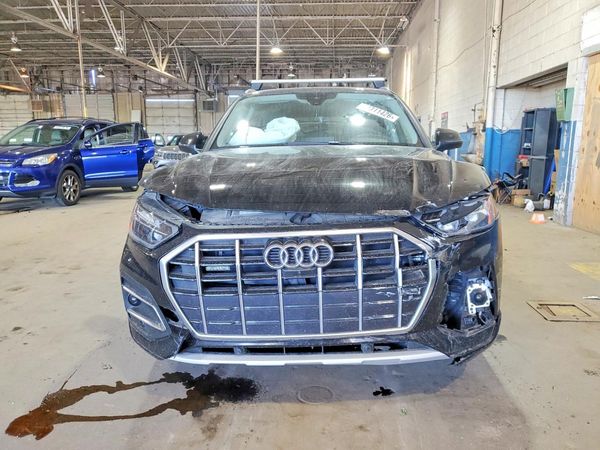 2021 AUDI Q5 quattro Premium Plus