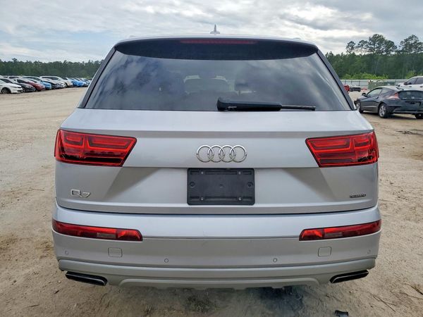 2018 AUDI Q7 quattro Premium